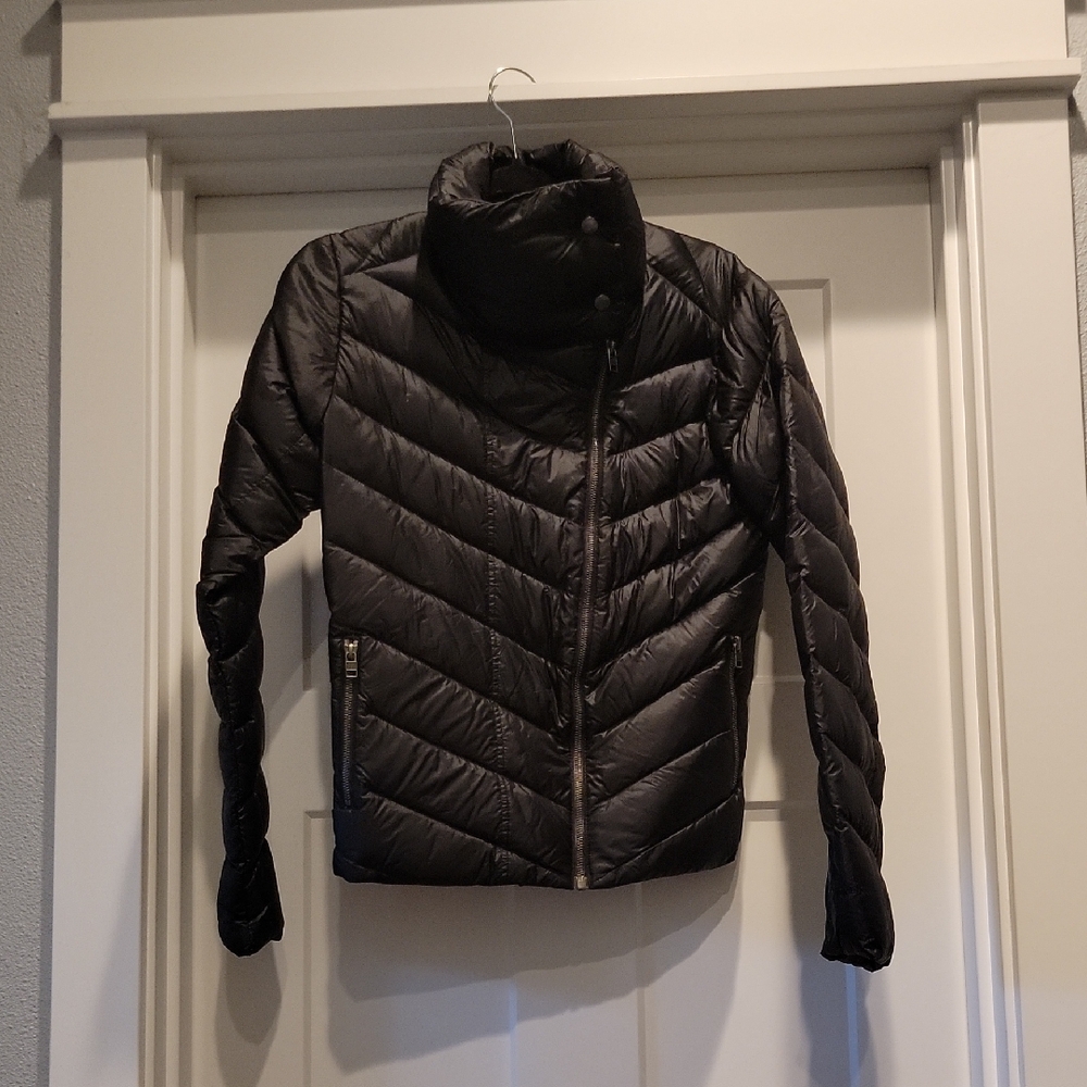 Patagonia Women's Black Puffer Jacket